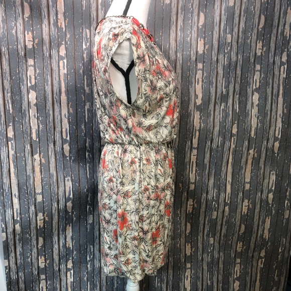 Candies Pleat Neck Poof Layer Skirt Dress - Picture 3 of 8